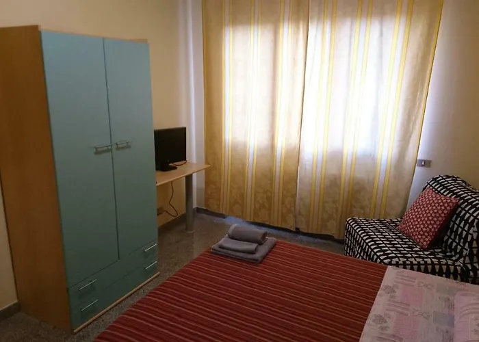 L'isola Di Romy Pensión Milán